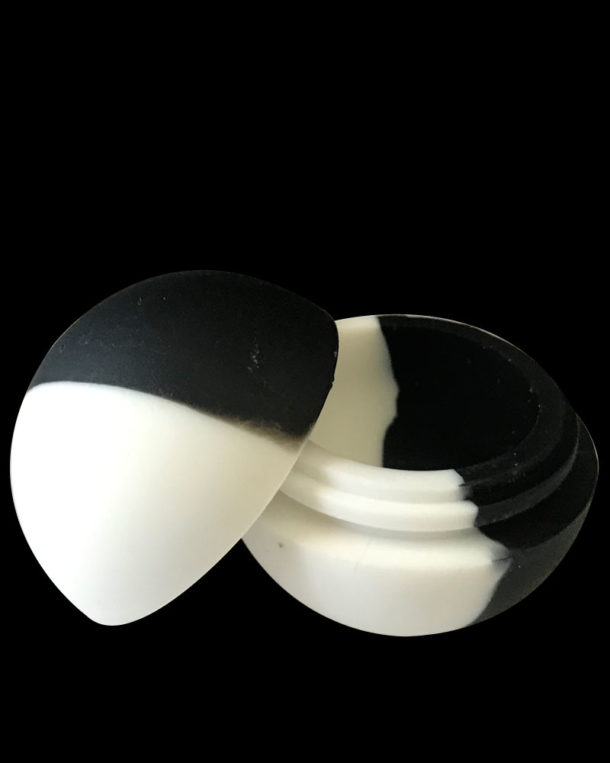5ml silicone rosin ball jar open in black/white by Redytek